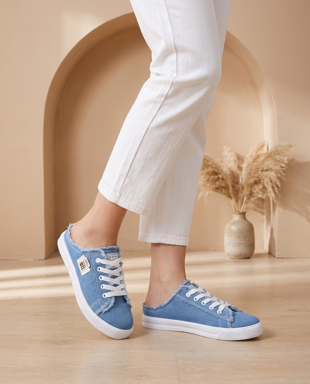 Margriet – Denim sneaker zonder hiel