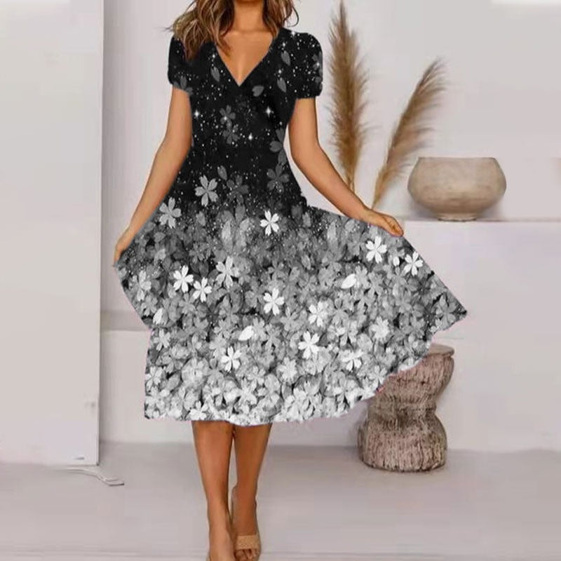 Eva | Jurk met all-over print en V-hals